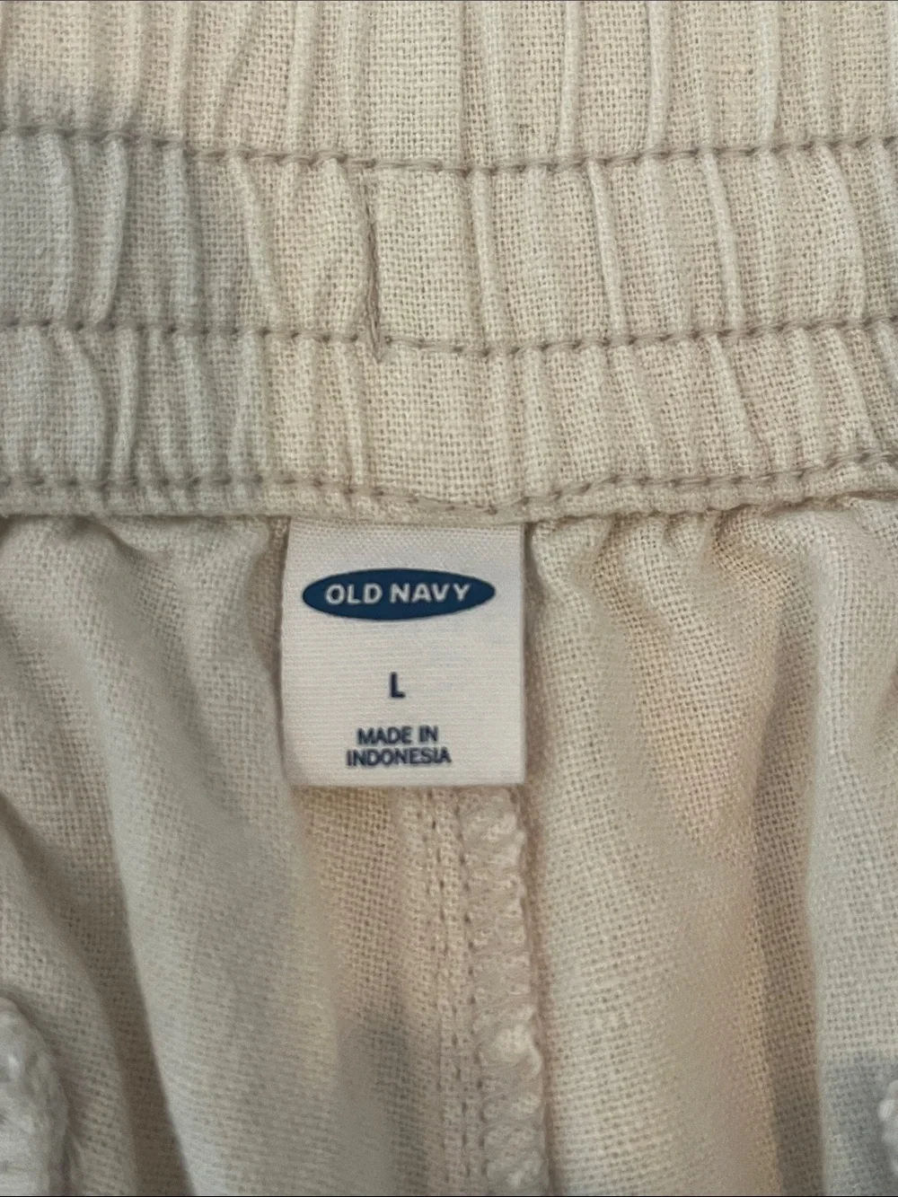 Old Navy Cream Drawstring Linen-Blend Athletic Shorts